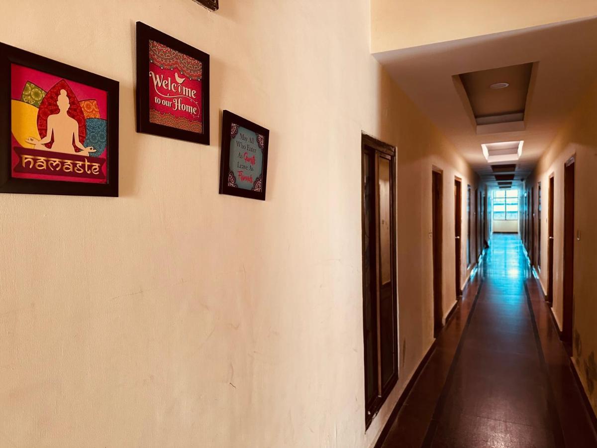 Hotel Grand Kalinga - Near Volvo Bus Stand Manali 外观 照片